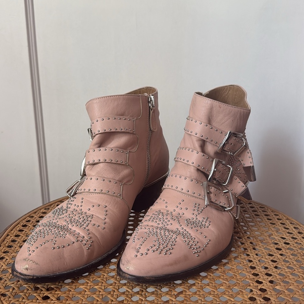 Chloe Susanna pink studded buckle zip ankle boot size 40
